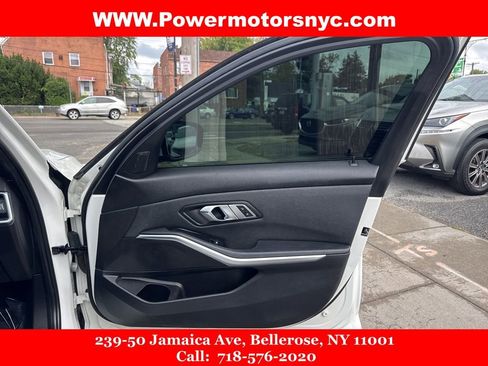 Used 2020 BMW 330i Sedan w/ Convenience Package image 12