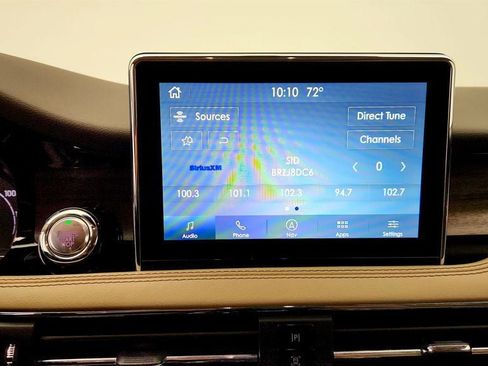 Used 2020 Lincoln Corsair Reserve w/ Equipment Group 201A AWD/4WD image 18