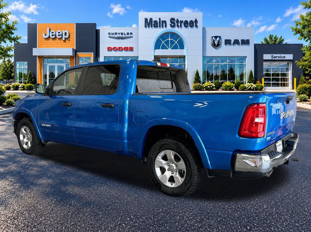 Used 2025 RAM 1500 Big Horn AWD/4WD image 3