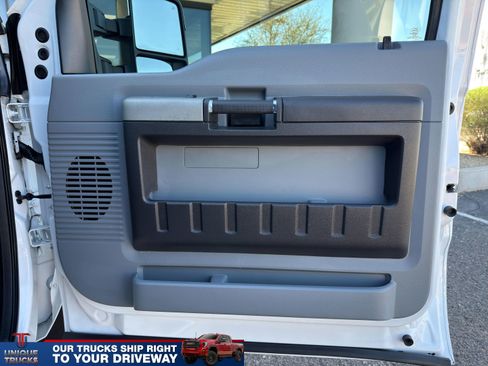 Used 2016 Ford F350 XLT w/ XLT Interior Package image 29