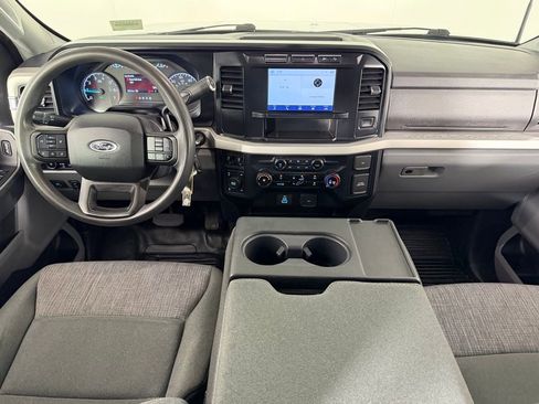 Used 2024 Ford F250 XLT w/ FX4 Off-Road Package image 12