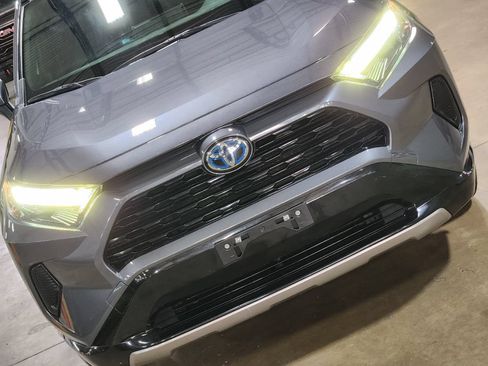Used 2023 Toyota RAV4 SE AWD/4WD image 19