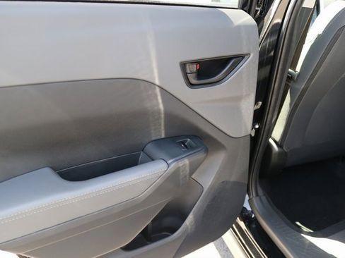 Used 2025 Subaru Crosstrek 2.0i Premium image 14