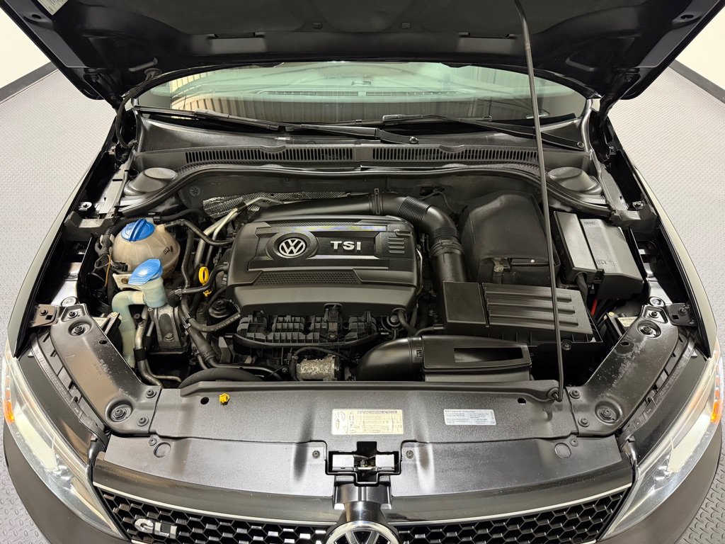 Used 2014 Volkswagen Jetta GLI Autobahn FWD image 17