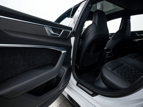 New 2025 Audi RS 7 Performance image 18