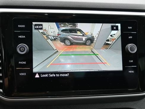 Used 2023 Volkswagen Atlas SEL Premium AWD/4WD image 16