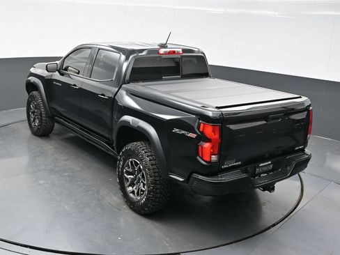 Used 2026 Chevrolet Colorado ZR2 w/ Technology Package AWD/4WD image 28