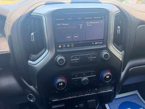 Used 2019 Chevrolet Silverado 1500 LT w/ All-Star Edition AWD/4WD image 28