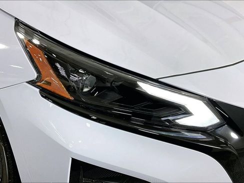 New 2026 Nissan Altima 2.5 SR AWD/4WD image 33