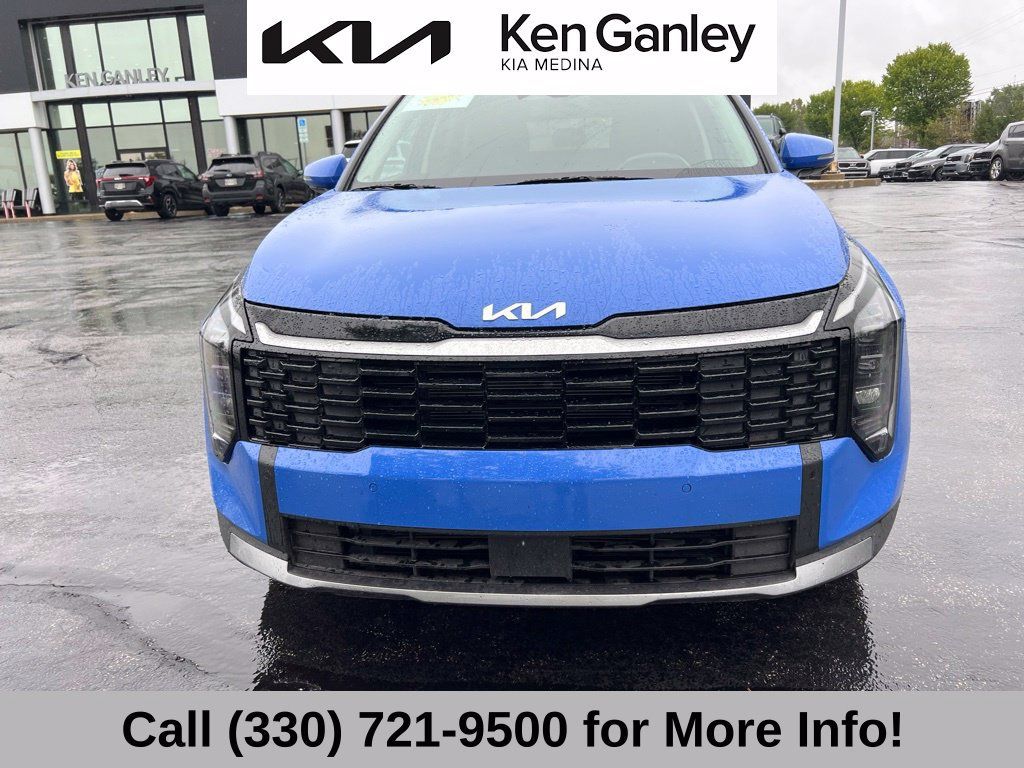 Certified 2026 Kia Sportage EX w/ EX Panorama Roof Package FWD image 18