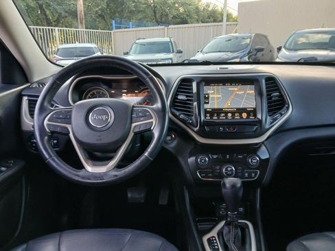 Used 2015 Jeep Cherokee Limited FWD image 12