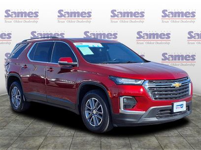 Used 2023 Chevrolet Traverse LT