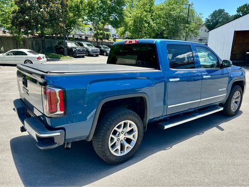 Used 2018 GMC Sierra 1500 SLT w/ SLT Premium Package AWD/4WD image 5
