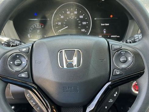 Used 2020 Honda HR-V EX image 11