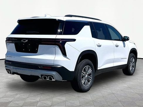 New 2026 Chevrolet Traverse LT w/ LPO, Floor Liner Package FWD image 6