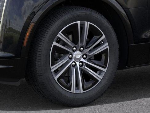 New 2026 Cadillac Lyriq Premium Luxury w/ LPO, Floor Liner Package AWD/4WD image 9