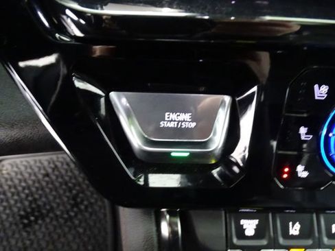 Certified 2024 GMC Sierra 3500 AT4 w/ AT4 Premium Plus Package image 9