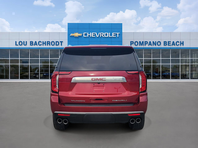 Used 2024 GMC Yukon Denali RWD image 4