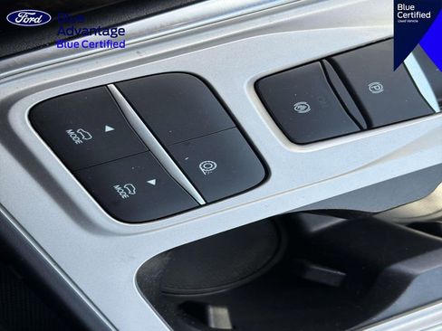 Certified 2023 Ford Explorer XLT w/ Equipment Group 202A RWD image 27
