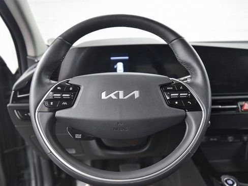 Used 2023 Kia Niro EX w/ EX Cold Weather Package image 19