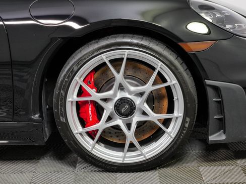 Certified 2025 Porsche 718 Boxster Spyder RS w/ Weissach Package RWD image 36