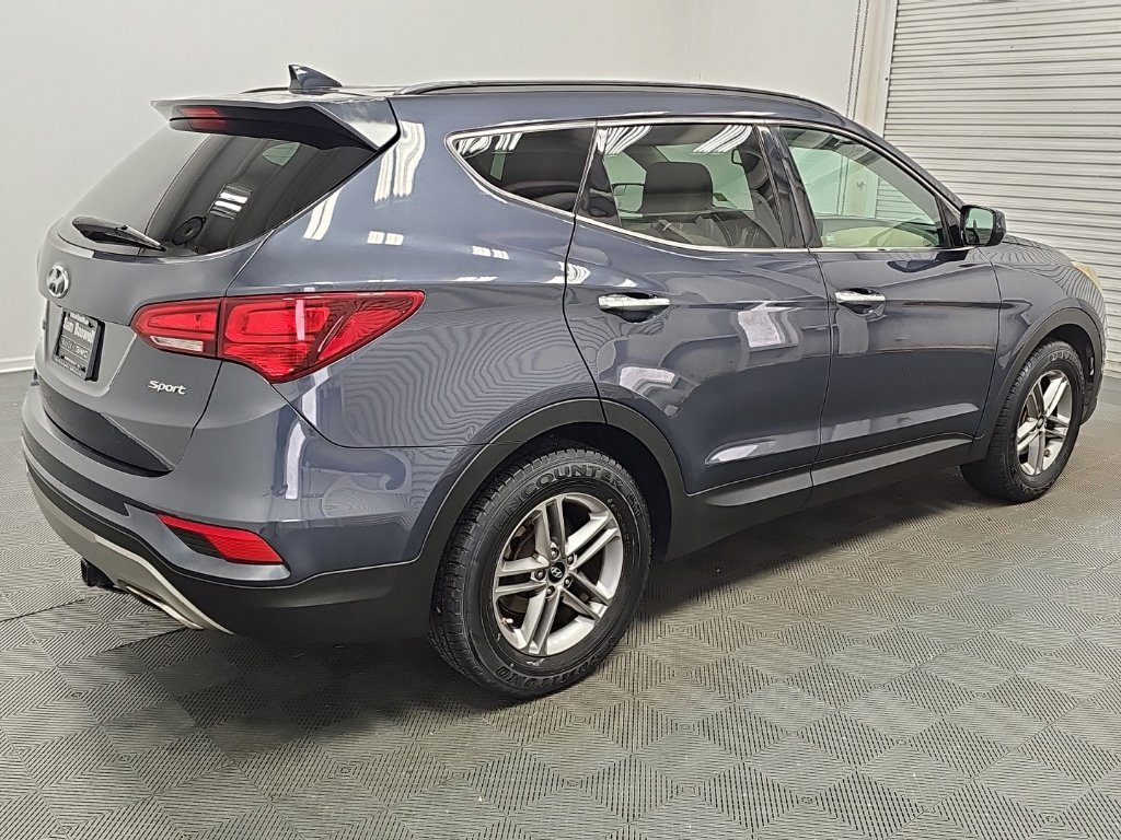 Used 2017 Hyundai Santa Fe Sport FWD image 9