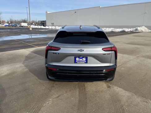Used 2025 Chevrolet Blazer EV RS image 5