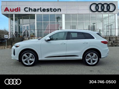 Certified 2025 Audi Q5 Premium w/ Premium Plus AWD/4WD image 6