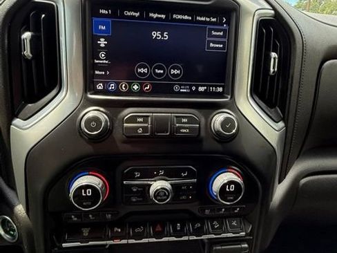 Used 2022 Chevrolet Silverado 2500 LTZ w/ LTZ Plus Package AWD/4WD image 15