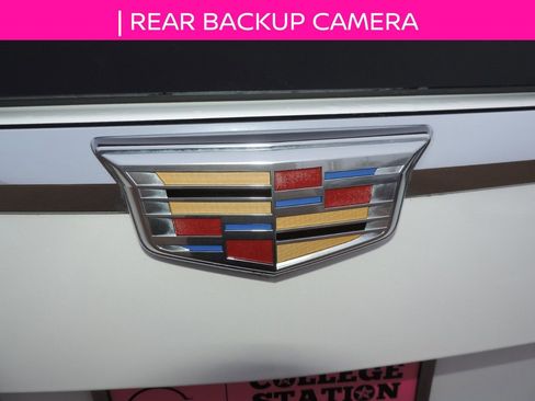 Used 2020 Cadillac Escalade Luxury image 11