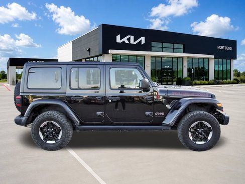 Used 2018 Jeep Wrangler Unlimited Rubicon AWD/4WD image 4