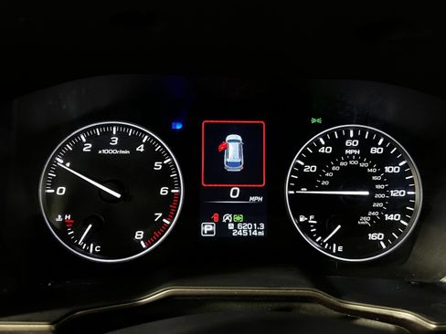 Used 2025 Subaru Outback Limited AWD/4WD image 17