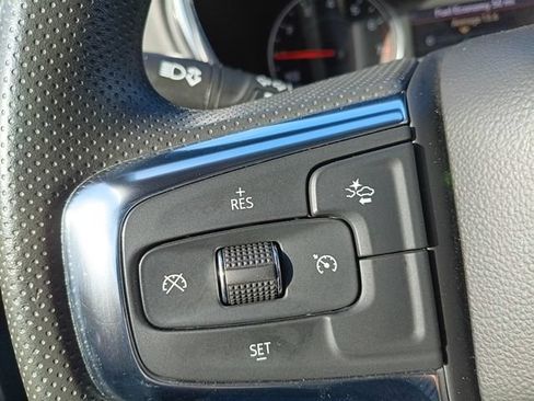 Used 2025 Chevrolet Blazer LT AWD/4WD image 4