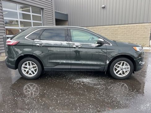 Used 2023 Ford Edge SEL image 4