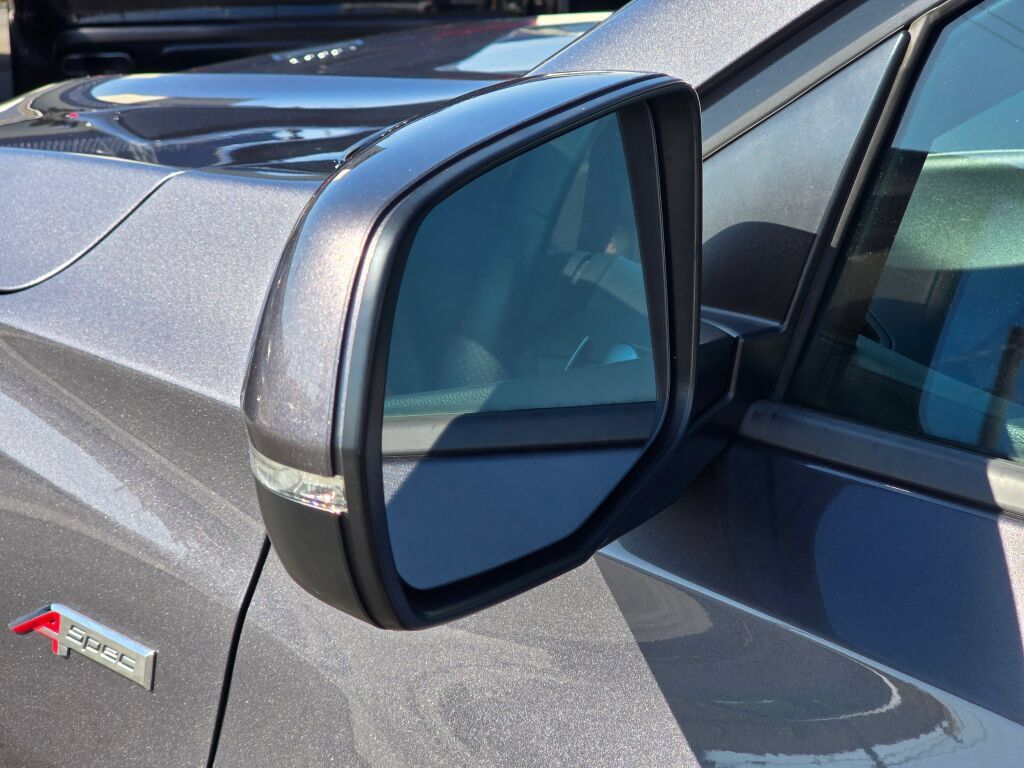 Used 2019 Acura RDX w/ Advance Package AWD/4WD image 12