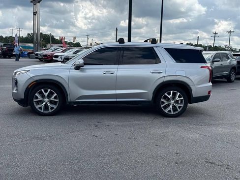 Used 2022 Hyundai Palisade SEL w/ Premium Package FWD image 6