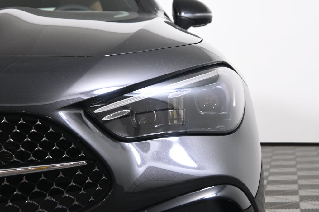 New 2027 Mercedes-Benz CLE 450 4MATIC Coupe image 11