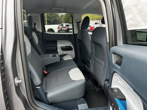 New 2025 Ford Maverick XLT w/ XLT Luxury Package image 17