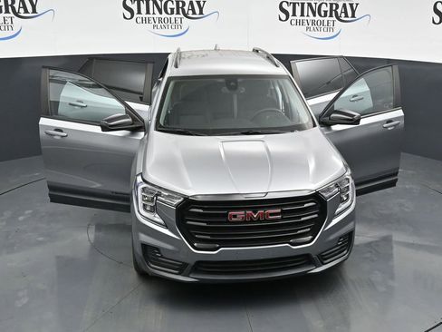 Used 2023 GMC Terrain SLE w/ Driver Convenience Package FWD image 34
