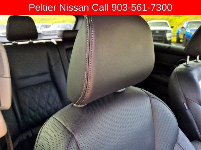 Used 2024 Nissan Rogue Platinum w/ Platinum Premium Package FWD image 14