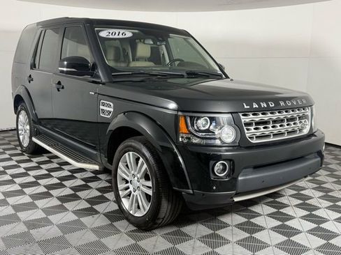 Used 2016 Land Rover LR4 HSE LUX image 10