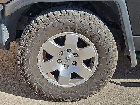 Used 2007 Toyota FJ Cruiser 2WD image 5
