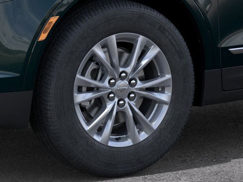New 2026 Cadillac XT5 Luxury image 9