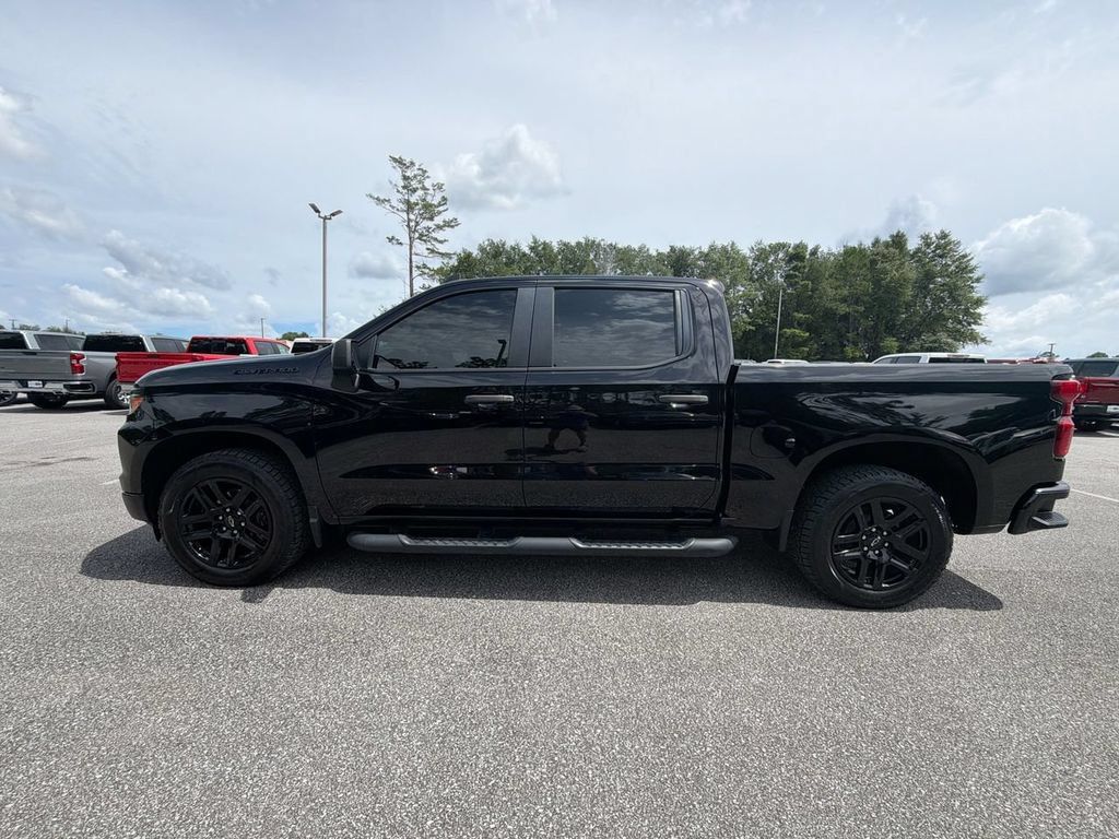 Used 2023 Chevrolet Silverado 1500 Custom w/ Rally Edition RWD image 6
