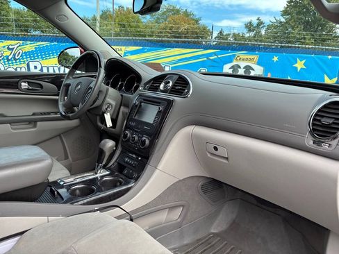 Used 2015 Buick Enclave Convenience FWD image 18