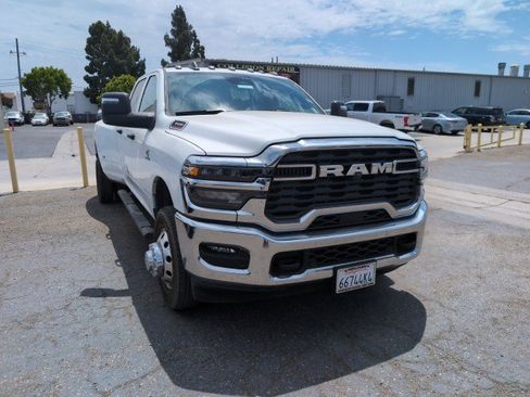 Used 2026 RAM 3500 Tradesman AWD/4WD image 2