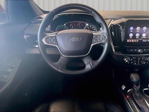 Used 2023 Chevrolet Traverse RS AWD/4WD image 2