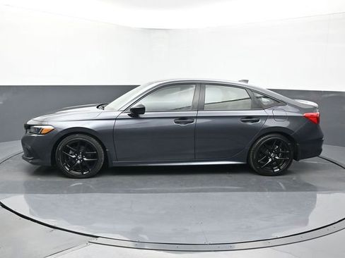 Used 2024 Honda Civic Sport image 2