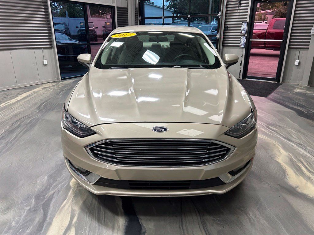 Used 2017 Ford Fusion SE FWD image 33