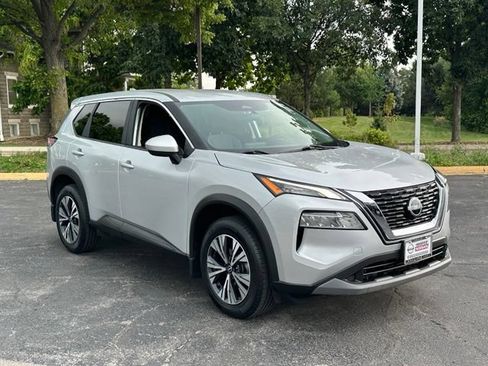 Certified 2023 Nissan Rogue SV AWD/4WD image 3